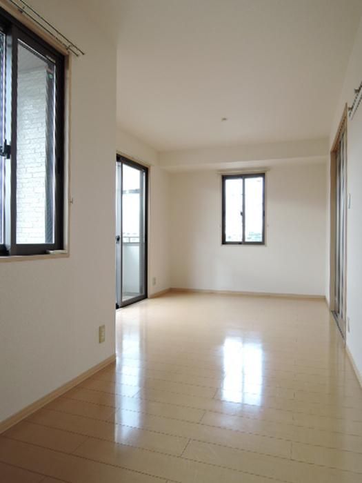 �y���̑������E�X�y�[�X�z�@