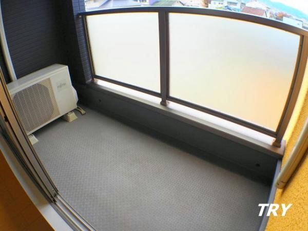 �y�o���R�j�[�z�@