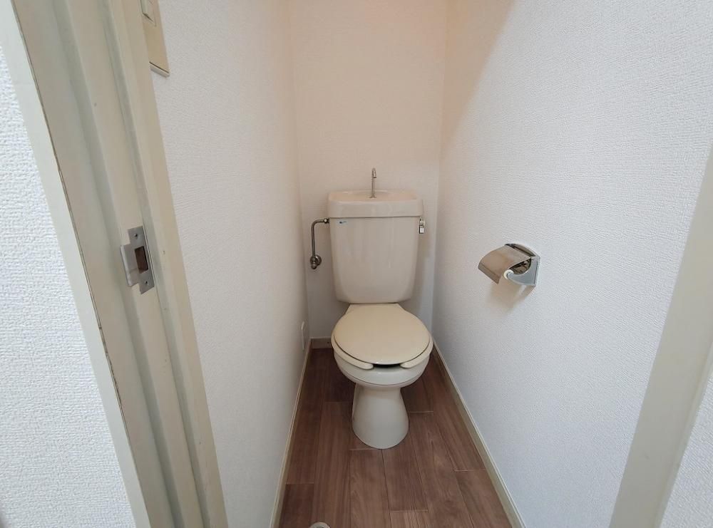 �y�g�C���z�@�E�H�V�����b�g���t���ς�