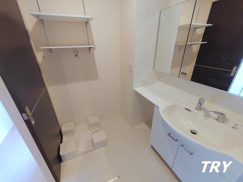 �y���ʏ��z�@