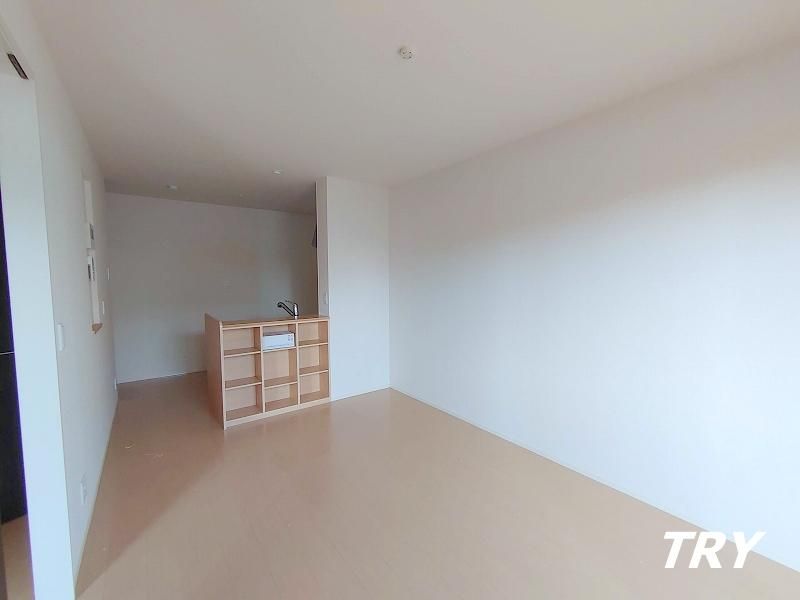 �y�����E���r���O�z�@