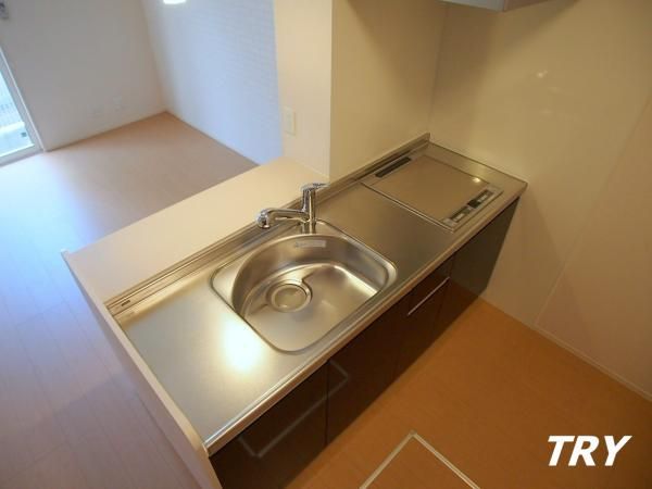 �y�L�b�`���z�@