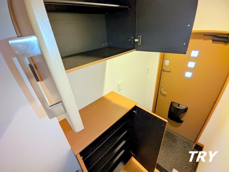 �y���[�z�@