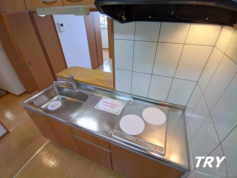 �y�L�b�`���z�@