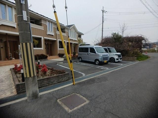 yԏz@