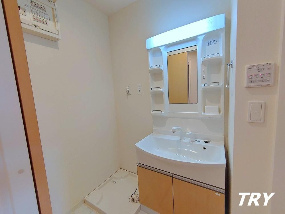 �y���ʏ��z�@