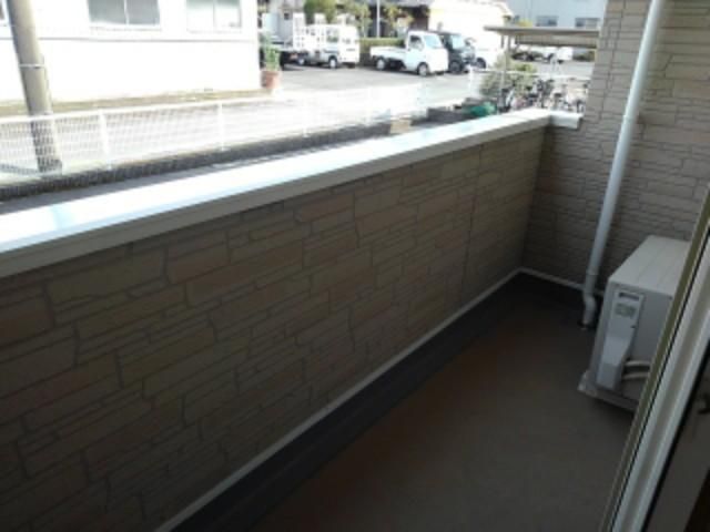 yoRj[z@