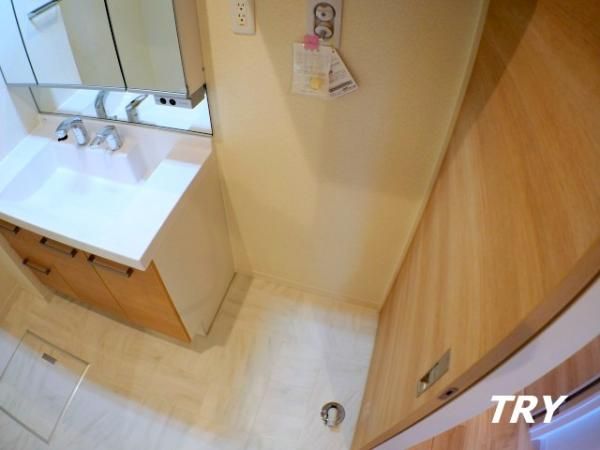 �y���ʏ��z�@