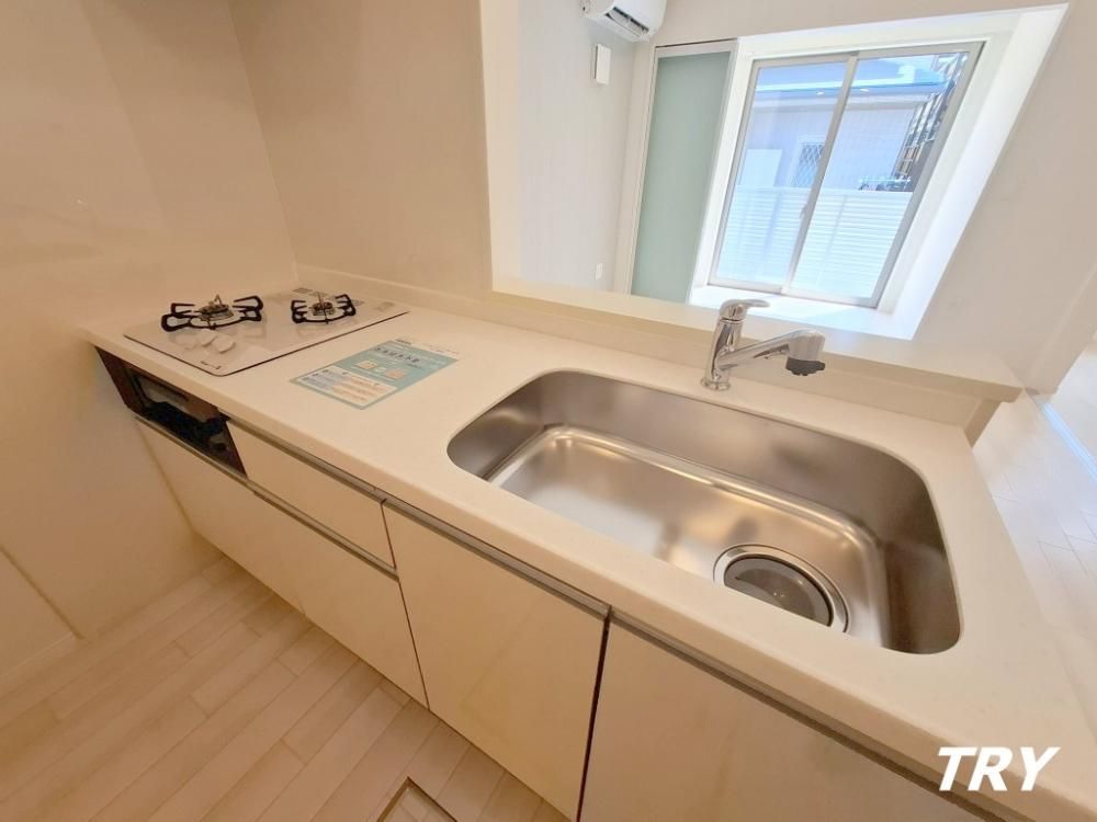 �y�L�b�`���z�@