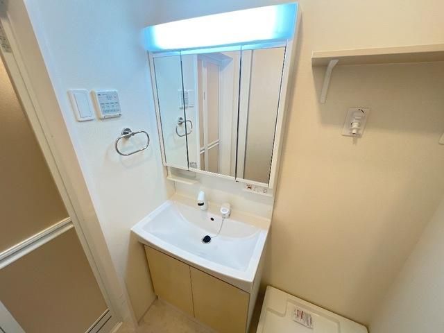 �y���ʏ��z�@