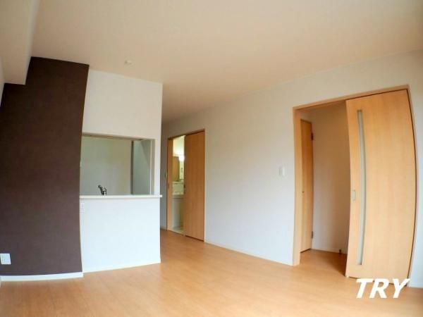 �y���ԁE���r���O�z�@���r���O12.9��