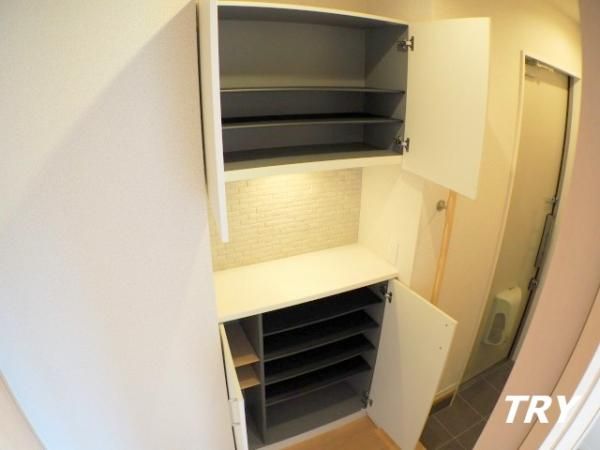 �y���ցz�@�V���[�YBOX