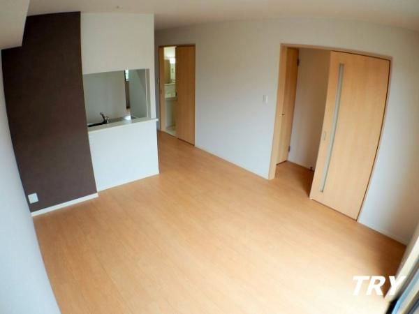 �y�����E���r���O�z�@���r���O12.9��