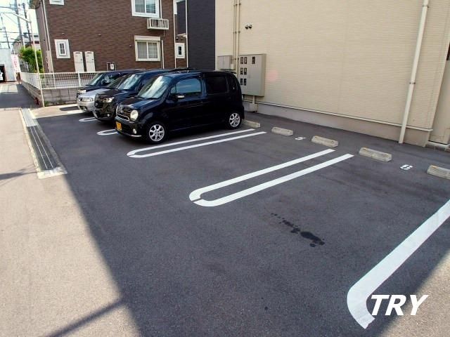 yԏz@