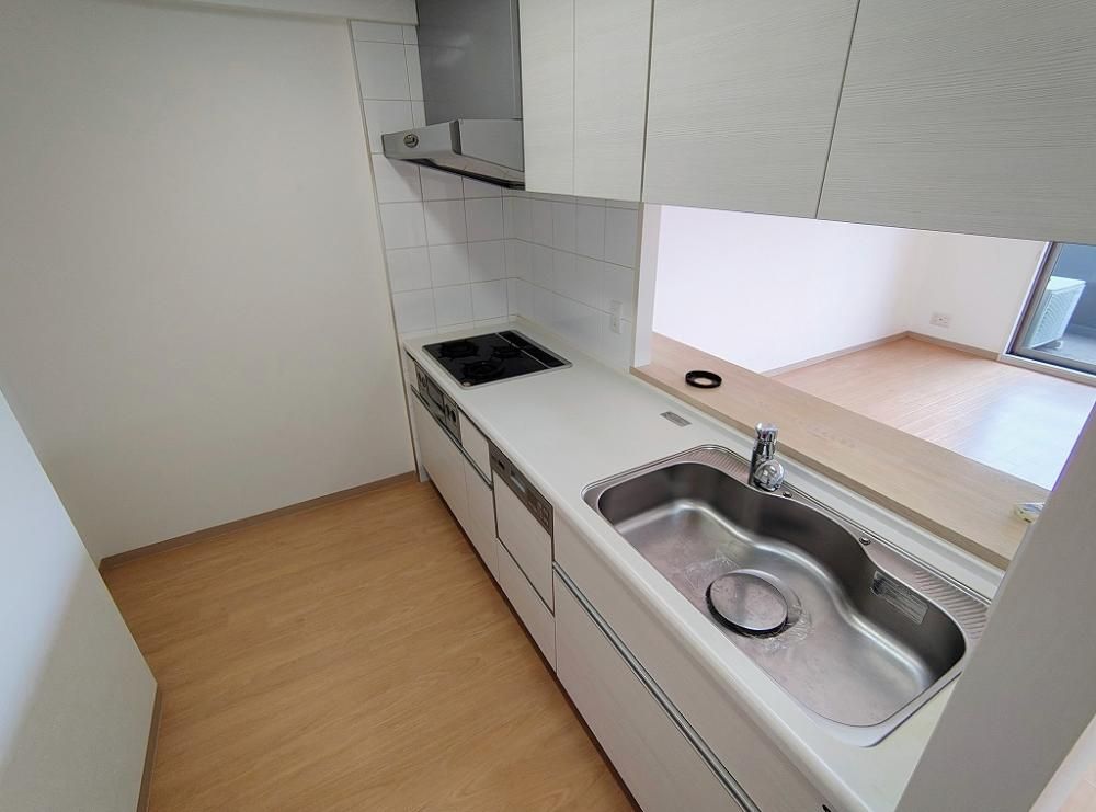 �y�L�b�`���z�@