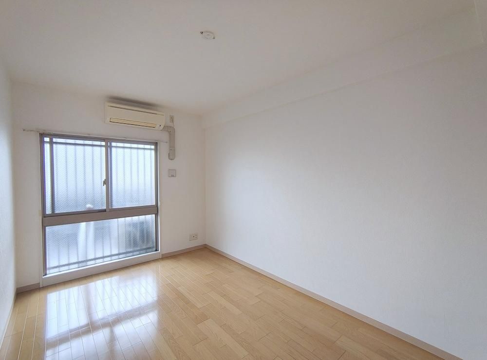 �y���̑������E�X�y�[�X�z�@