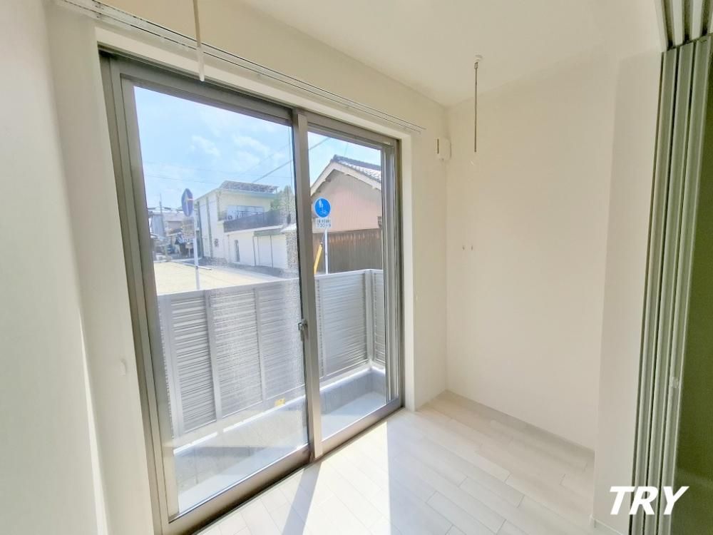 �y�x�����_�z�@