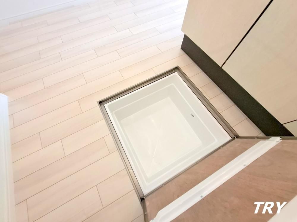 �y�L�b�`���z�@