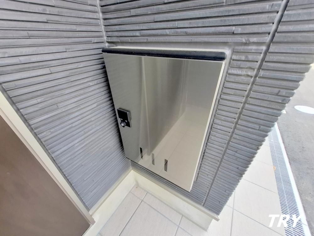 �y���̑��ݔ��z�@