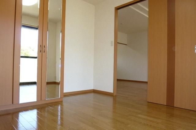 �y�Q���z�@