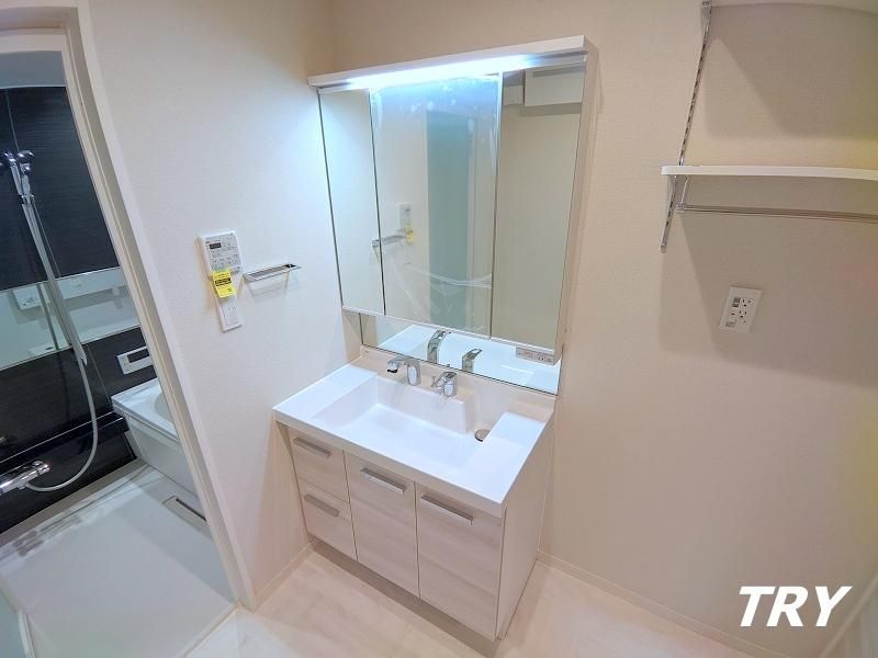 �y���ʏ��z�@