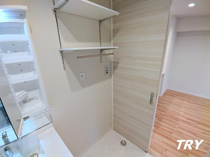 �y���ʏ��z�@