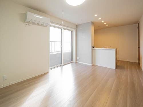 �y���ԁE���r���O�z�@�C���[�W