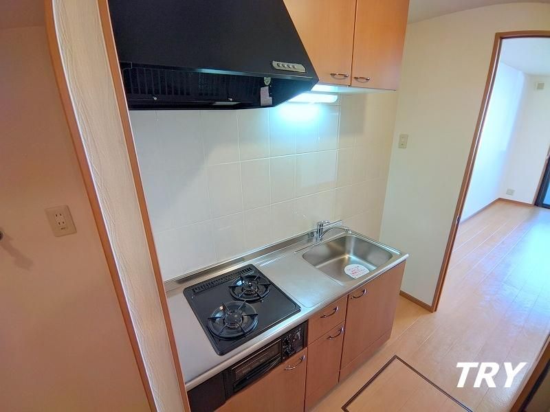 �y�L�b�`���z�@