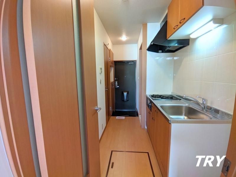 �y�L�b�`���z�@