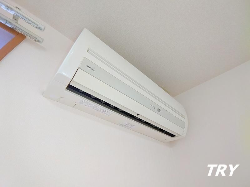 �y���̑��ݔ��z�@