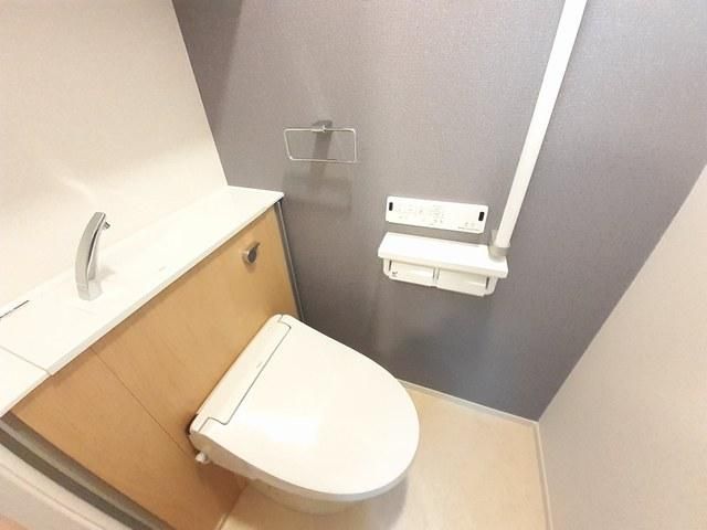 �y�g�C���z�@