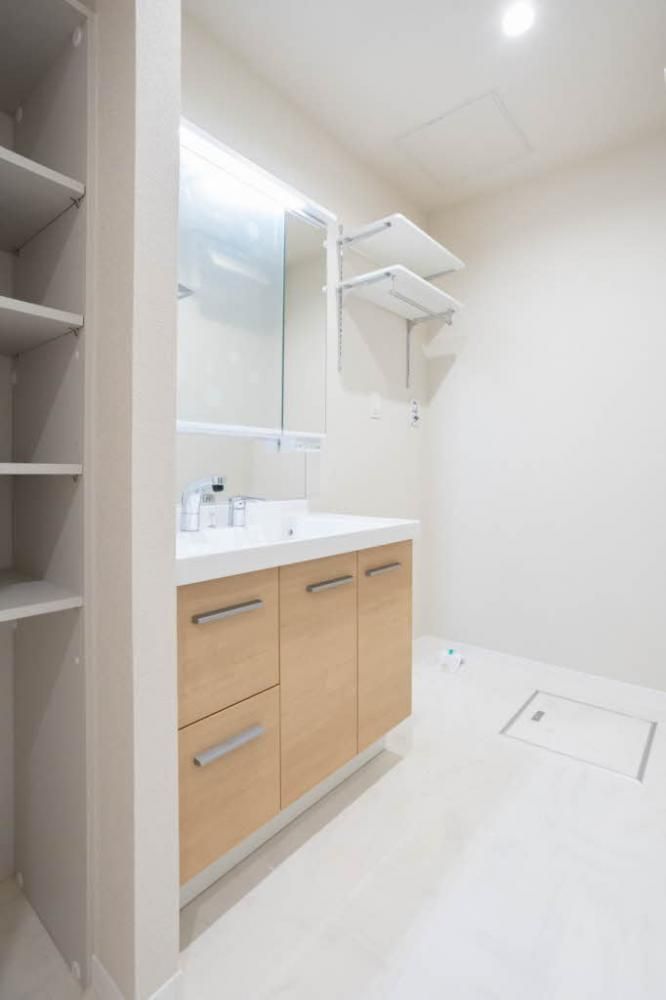 �y���ʏ��z�@