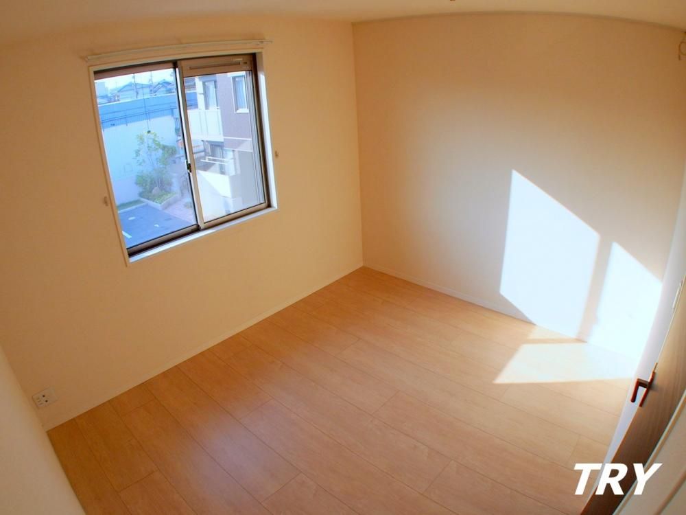 �y�Q���z�@