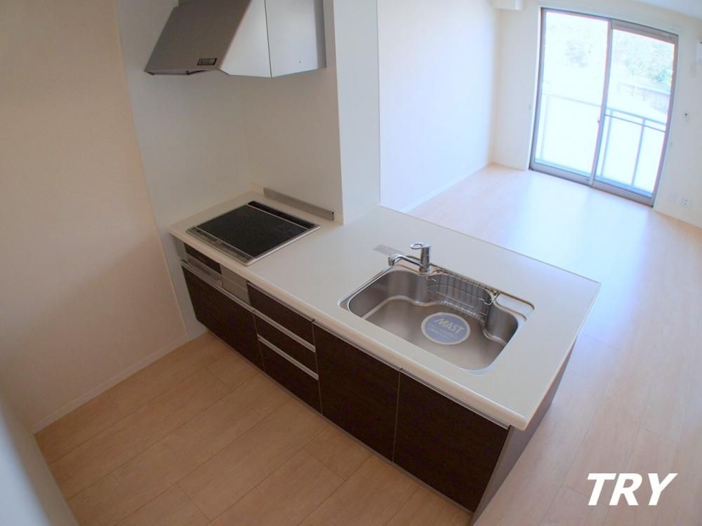 �y�L�b�`���z�@