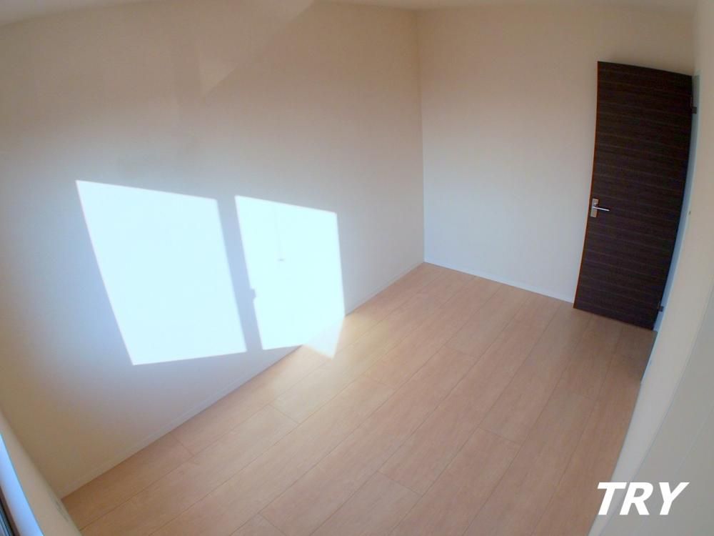 �y�Q���z�@