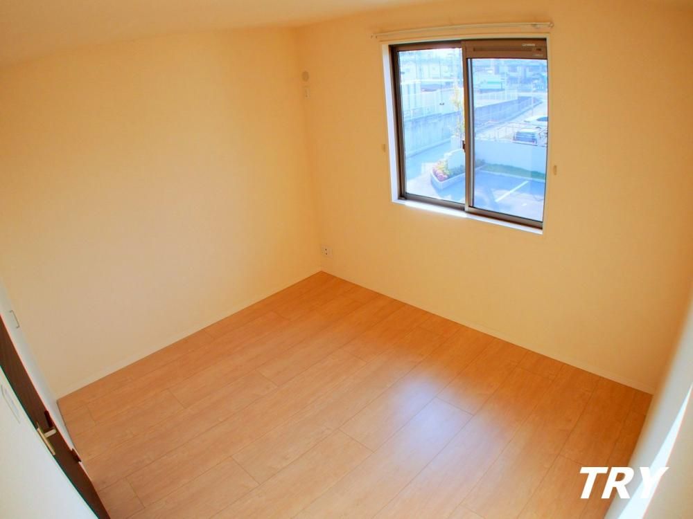 �y�Q���z�@