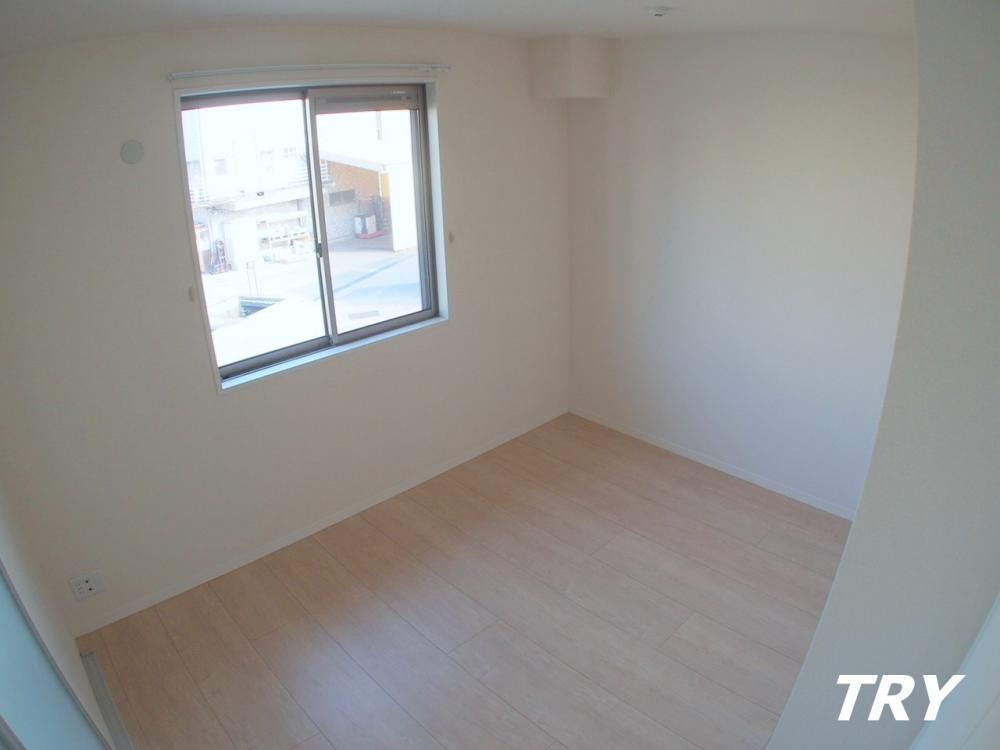 �y�Q���z�@