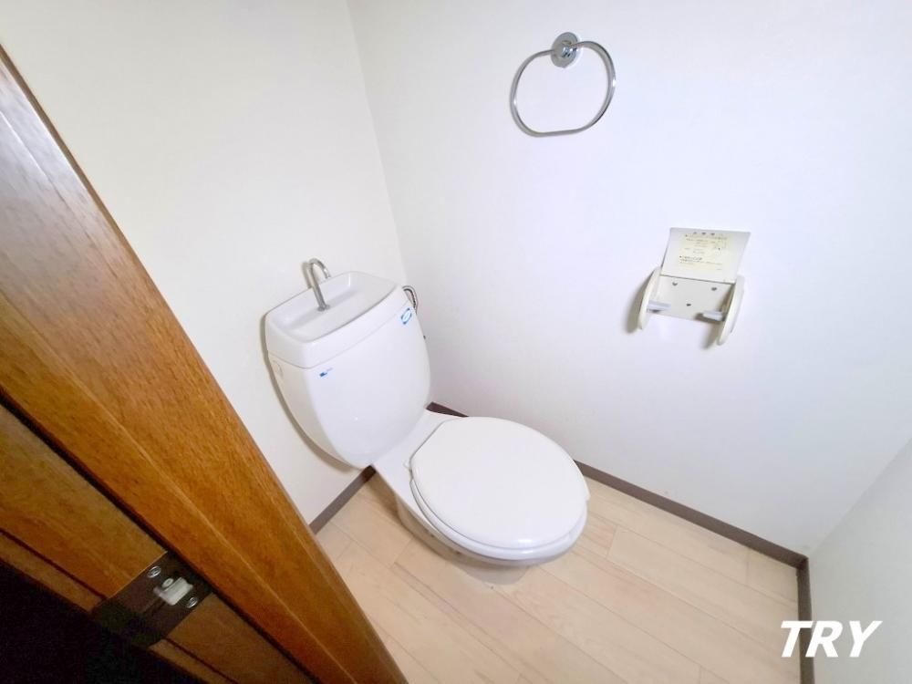 �y�g�C���z�@