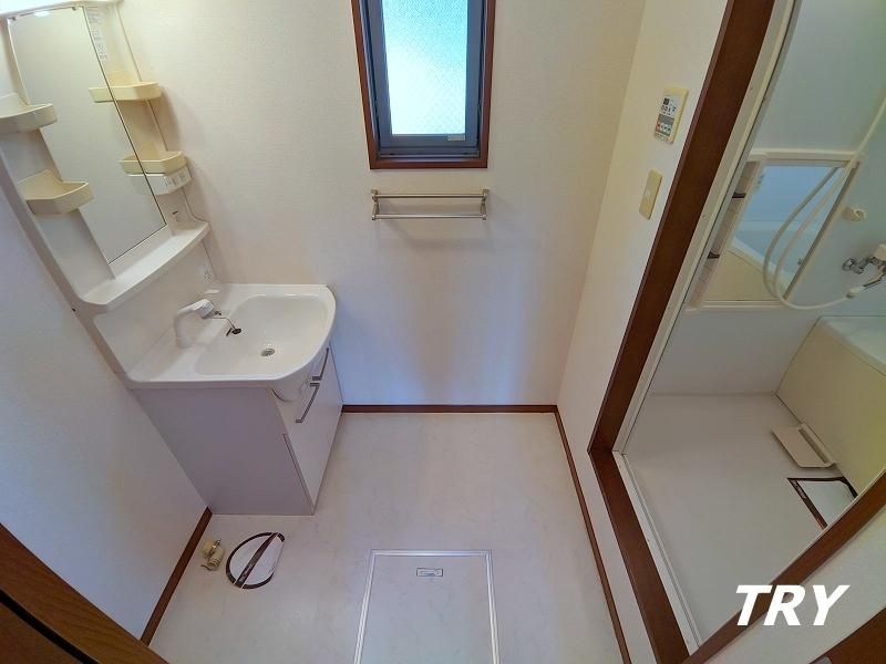 �y���ʏ��z�@