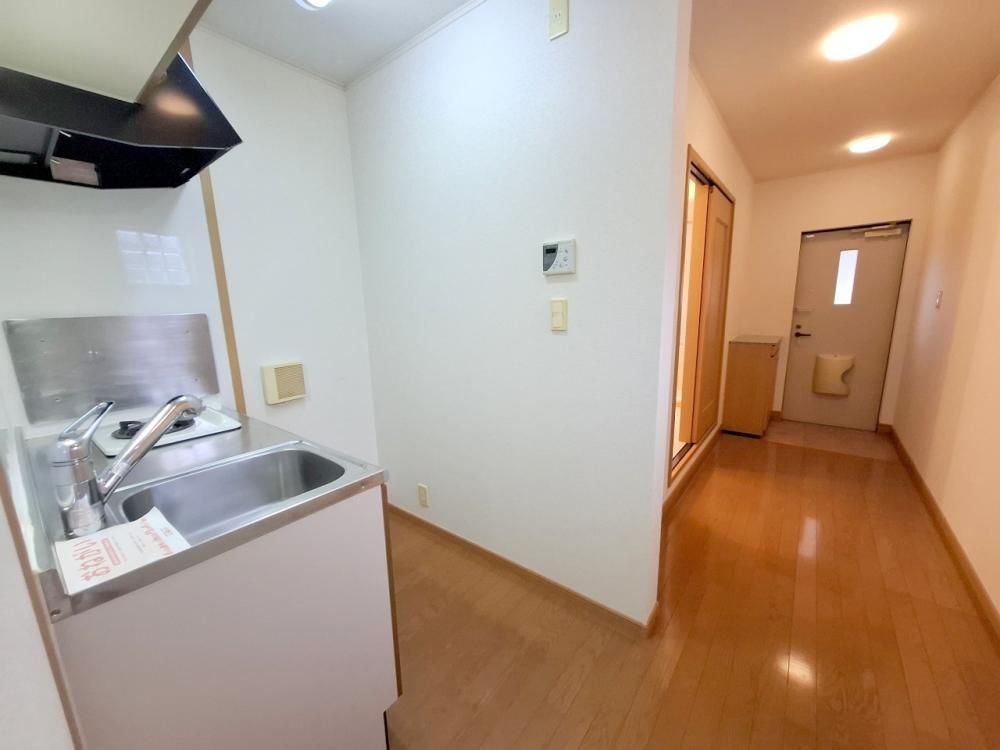 �y�L�b�`���z�@