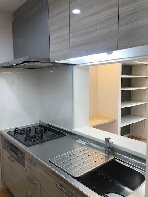 �y�L�b�`���z�@