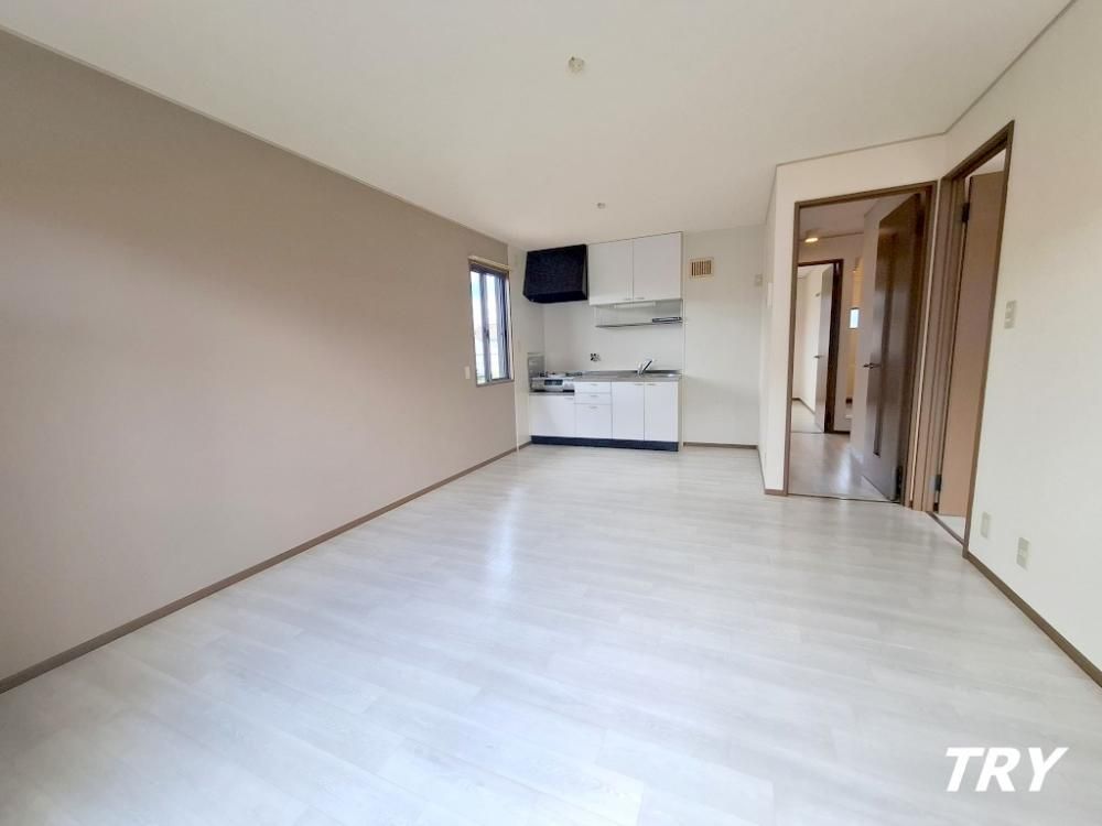 �y���ԁE���r���O�z�@