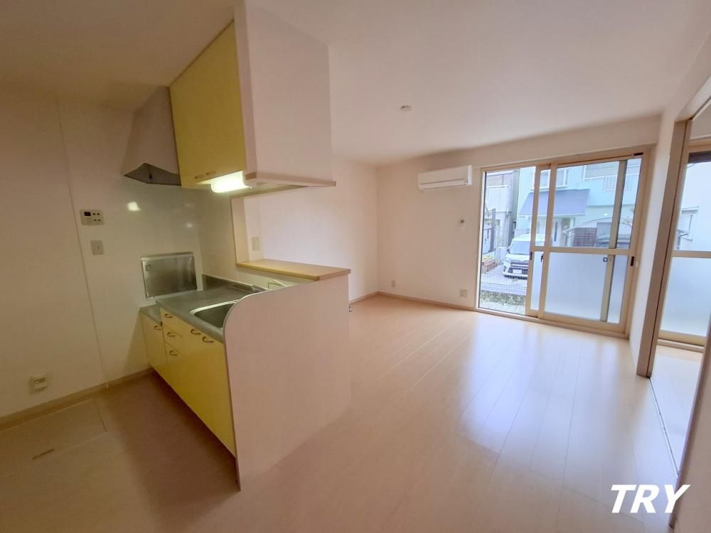 �y���ԁE���r���O�z�@