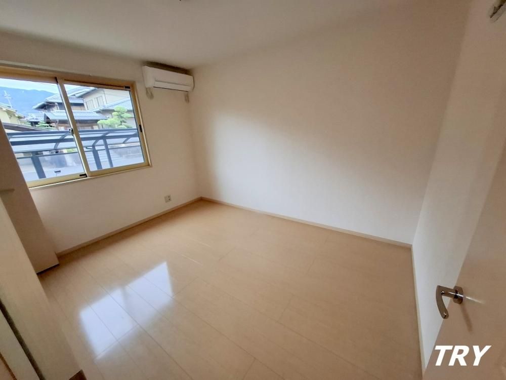 �y�Q���z�@