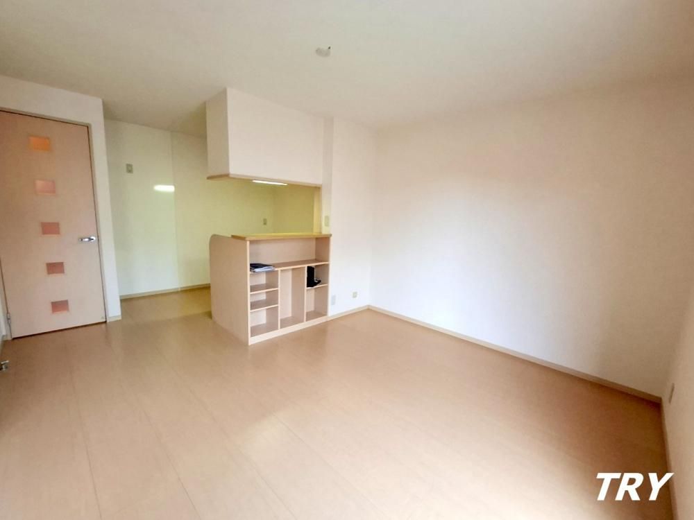 �y�����E���r���O�z�@