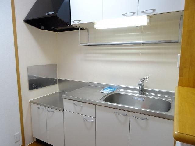 �y�L�b�`���z�@