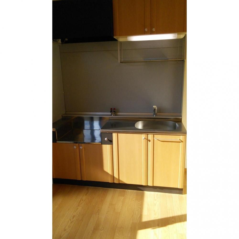 �y�L�b�`���z�@