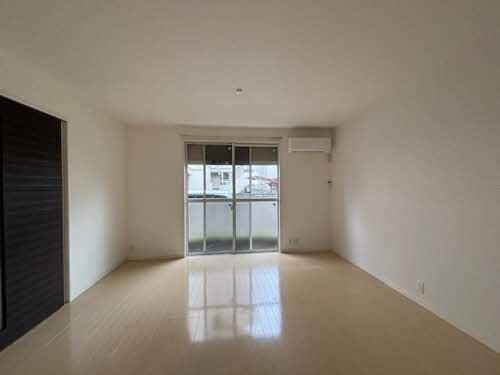 �y���ԁE���r���O�z�@