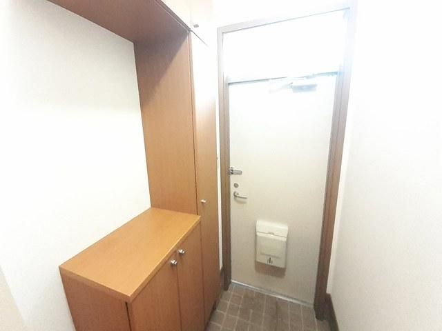 �y�G���g�����X�z�@