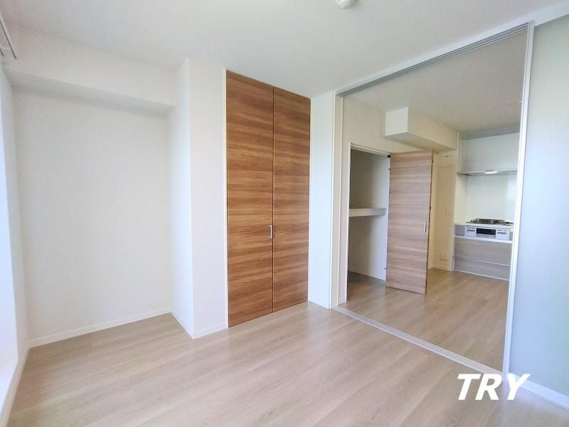 �y�Q���z�@